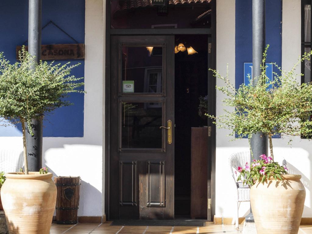 La Casona De Sobrepiedra Hotel Exterior foto